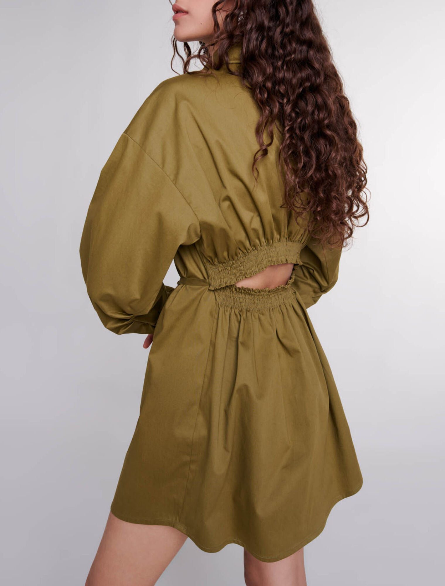 Vestido cruzado calado