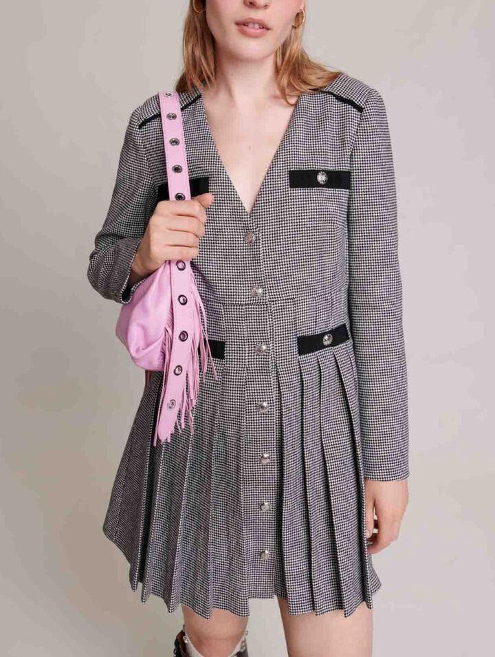 Vestido corto plisado