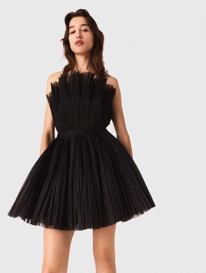 Vestido con corpiño de tul y organza