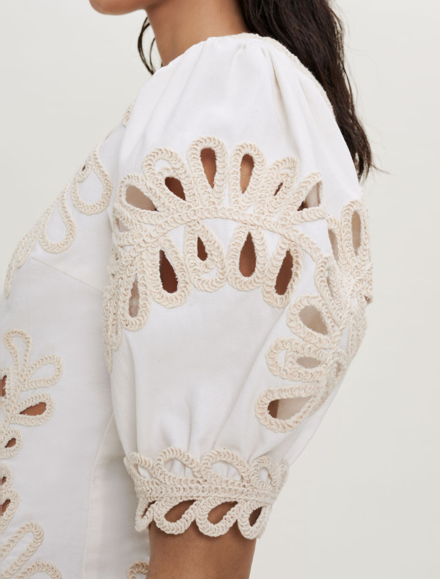 Vestido corto bordado