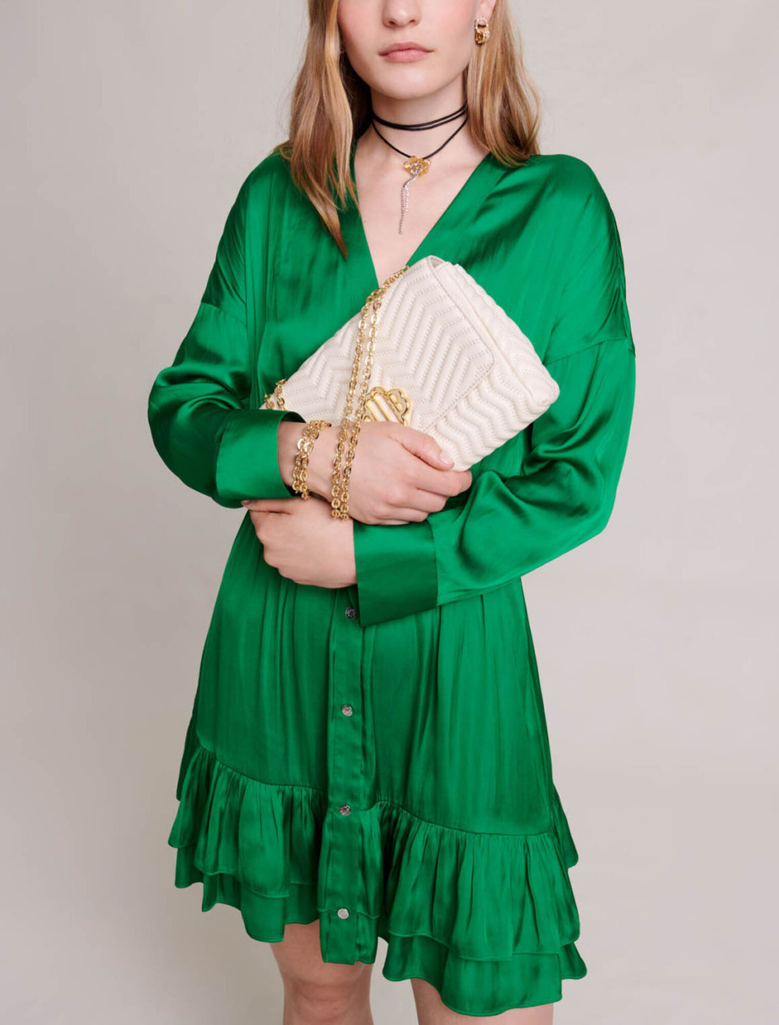 Vestido corto satinado