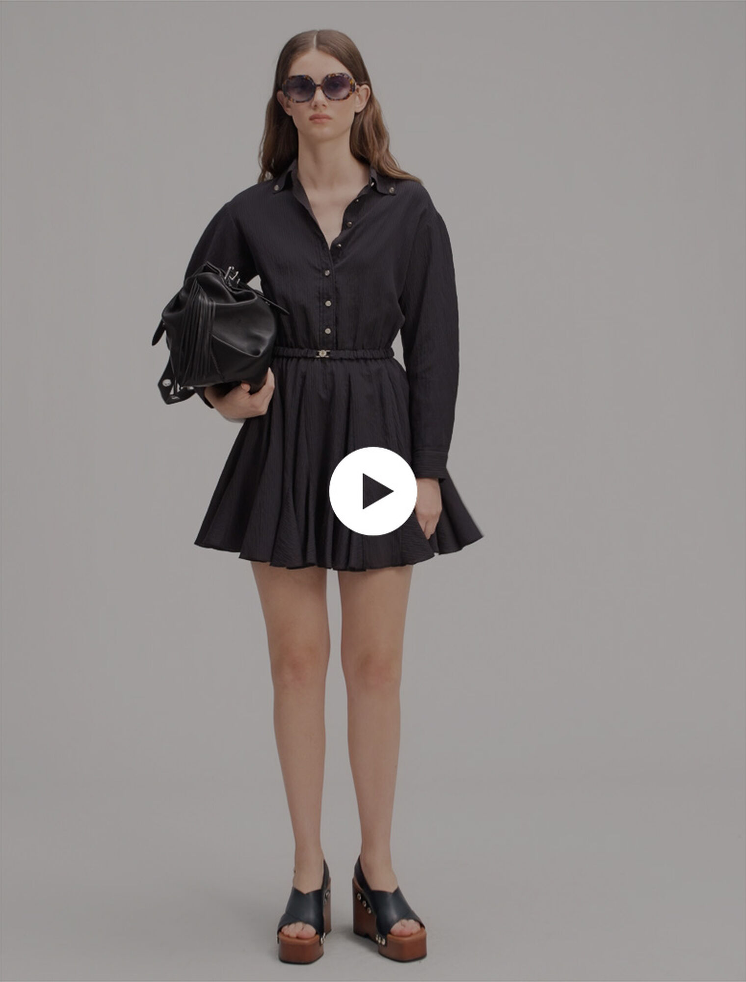 Vestido corto de crepé
