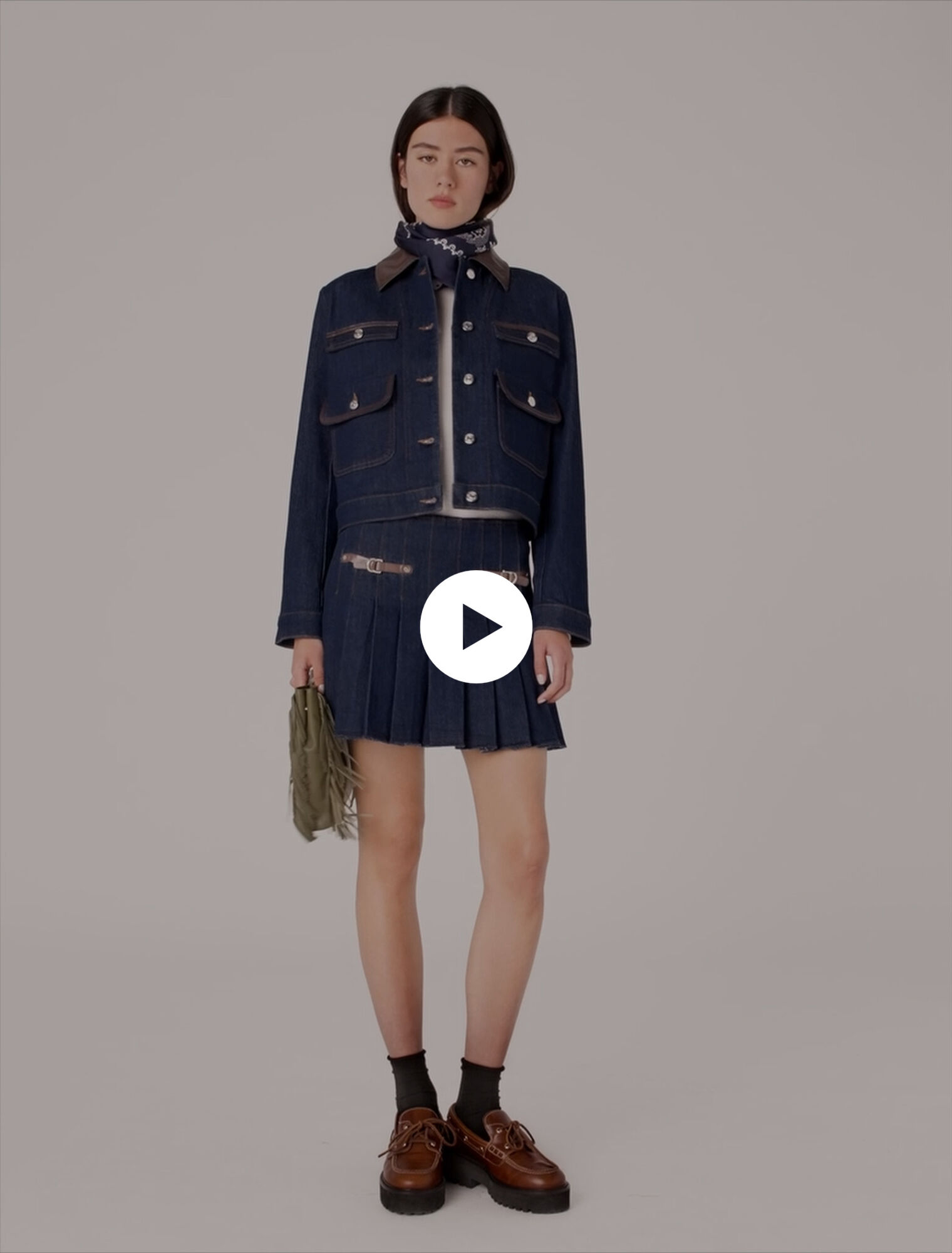 Falda corta de denim con forro