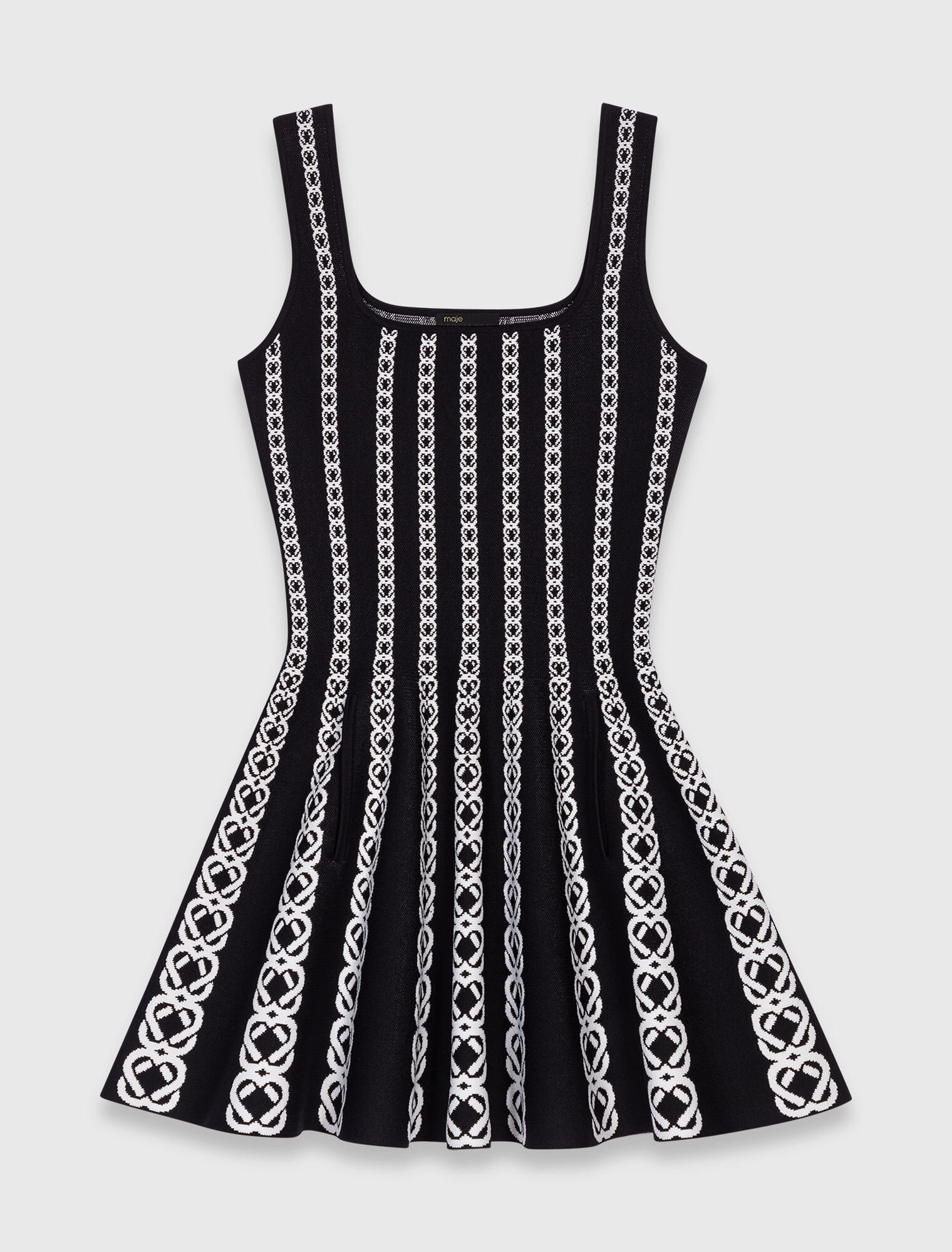 Vestido corto de punto jacquard