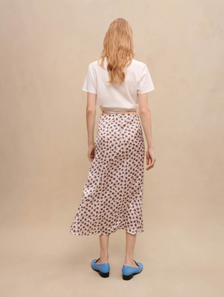 Falda midi con aberturas