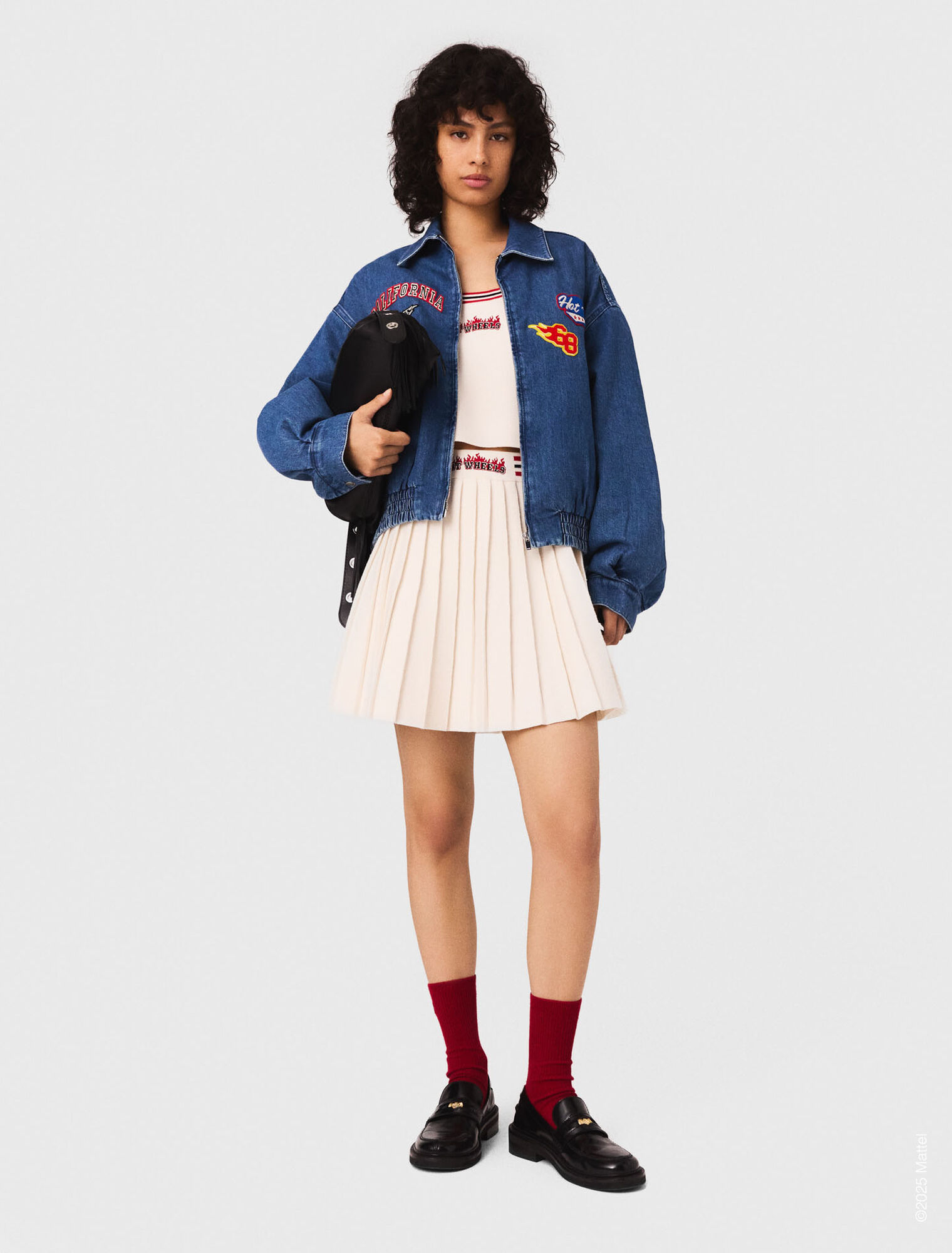 Chaqueta vaquera oversize bordada