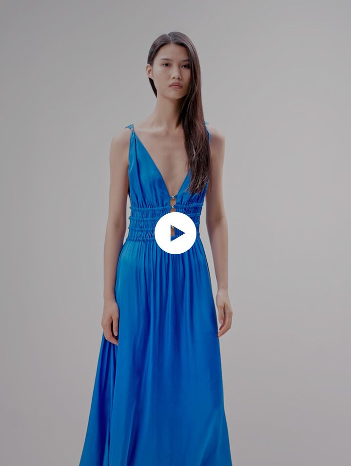 Vestido satinado calado