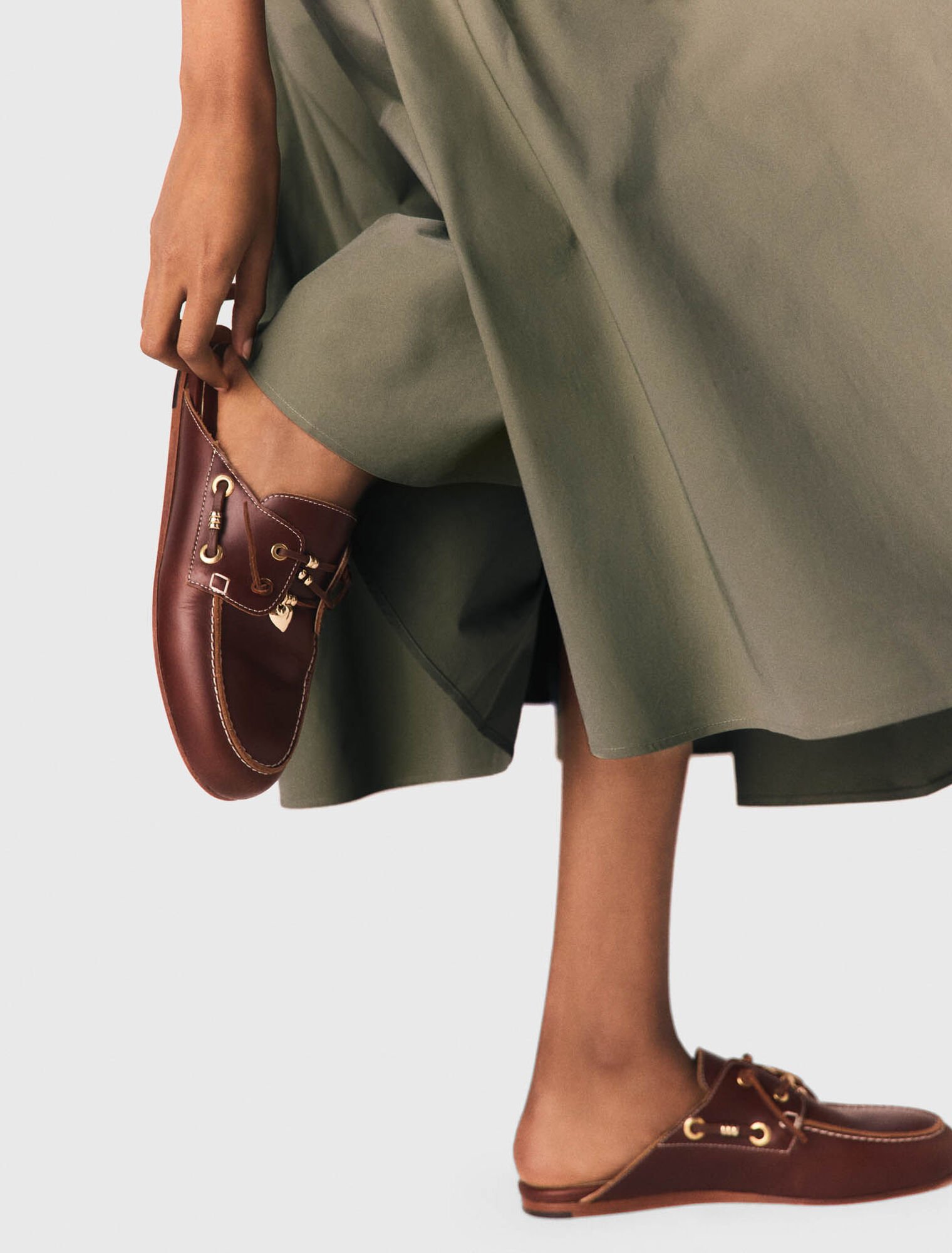 Mule n&aacute;utico de piel