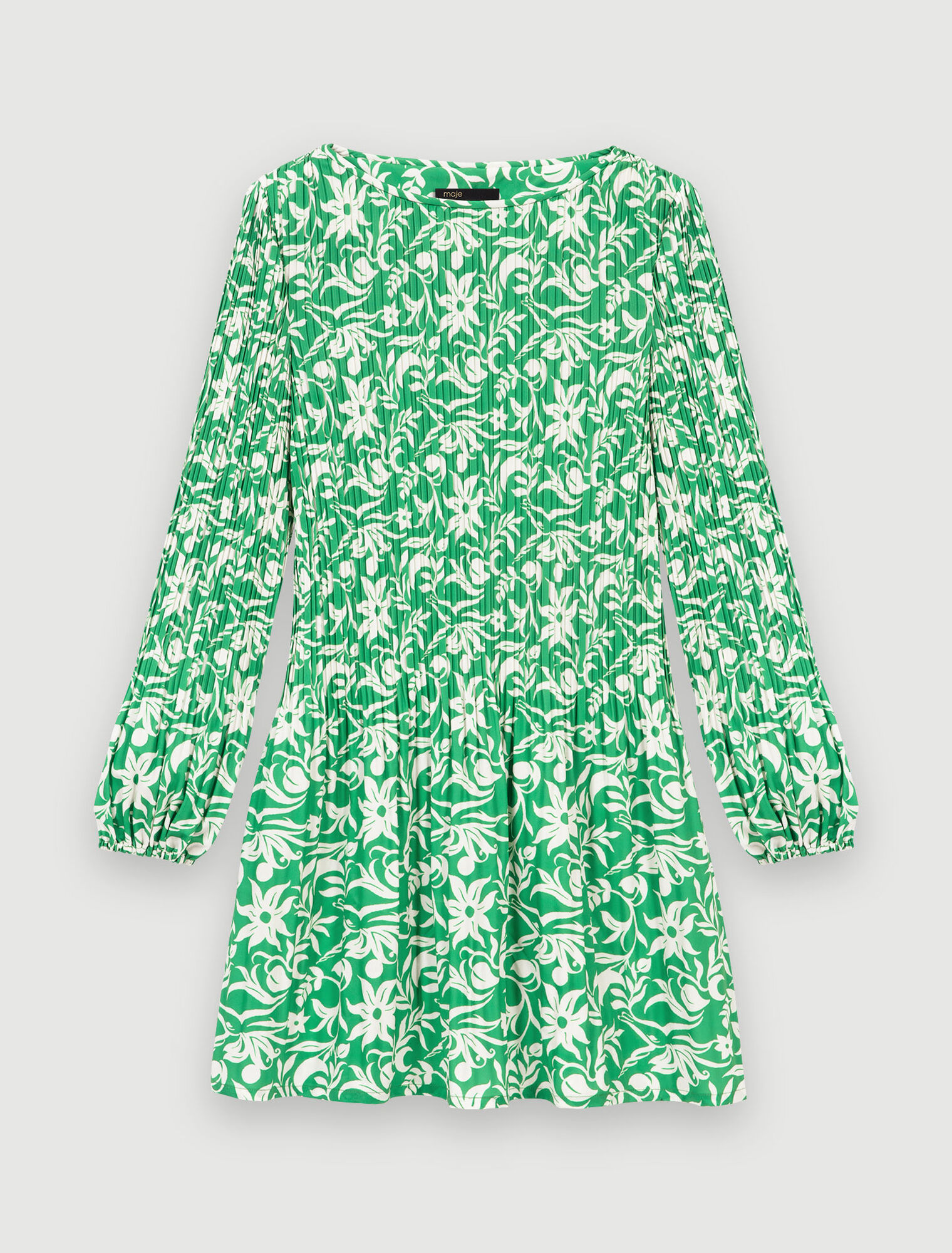 Vestido corto de manga larga