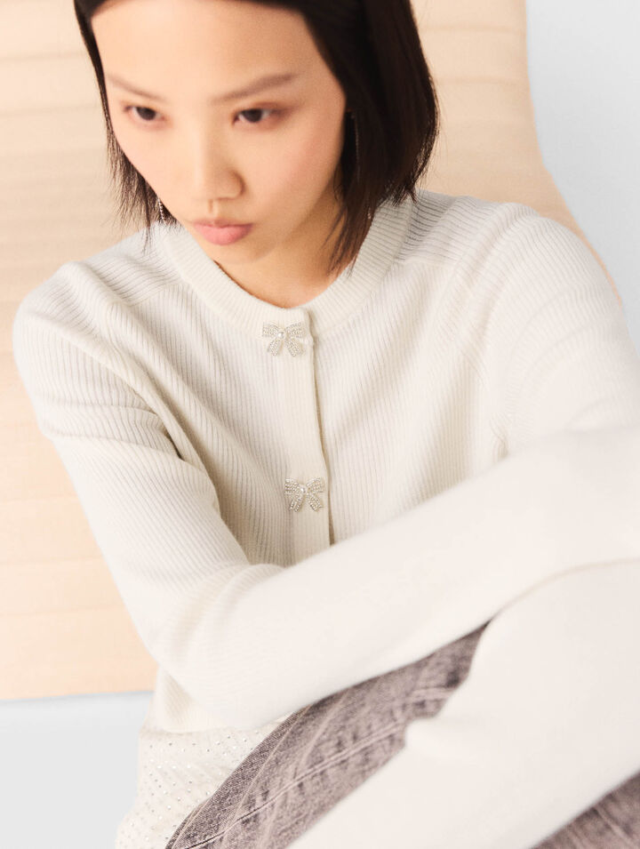 Cárdigan con botones lazo joya