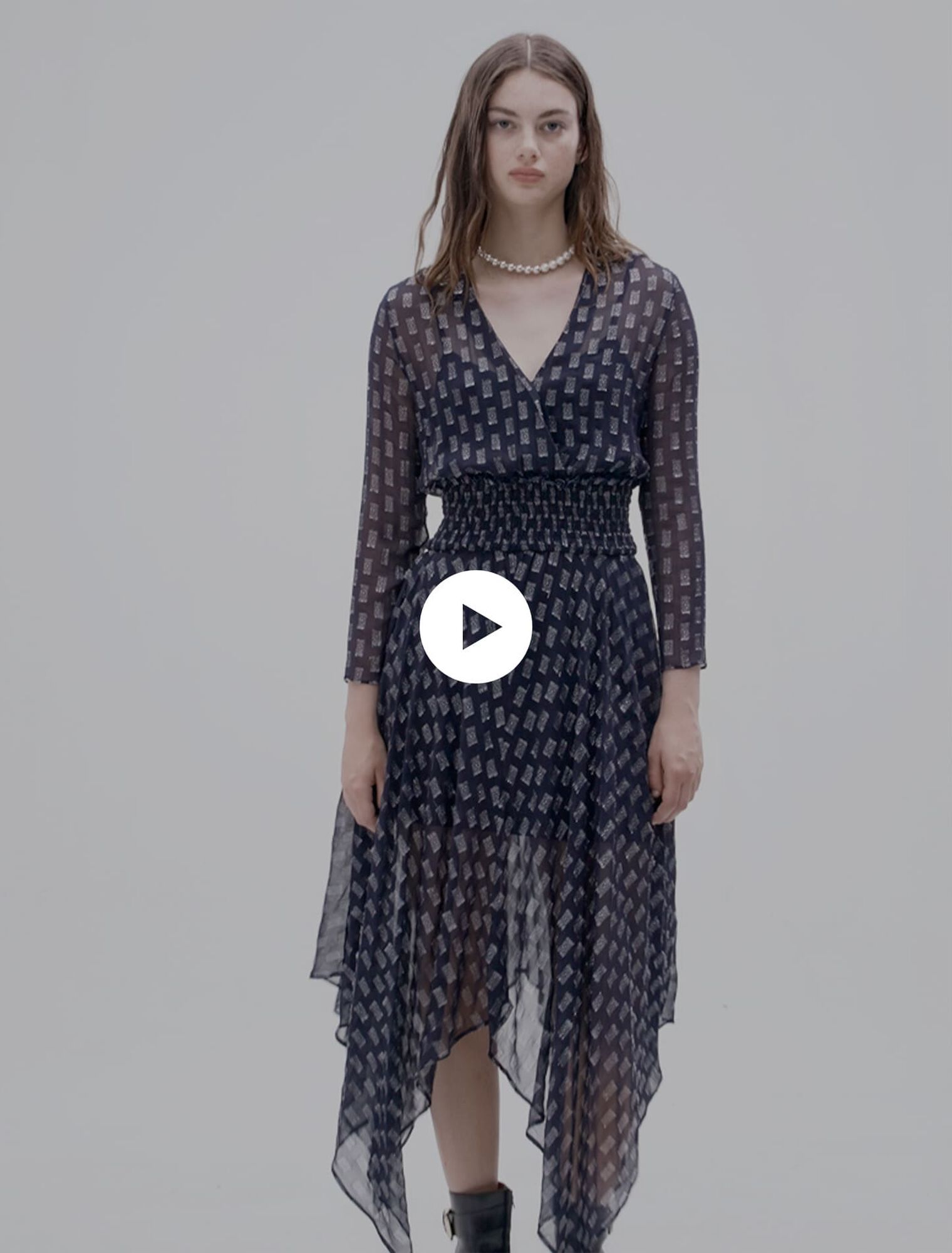 Vestido largo asimétrico floral