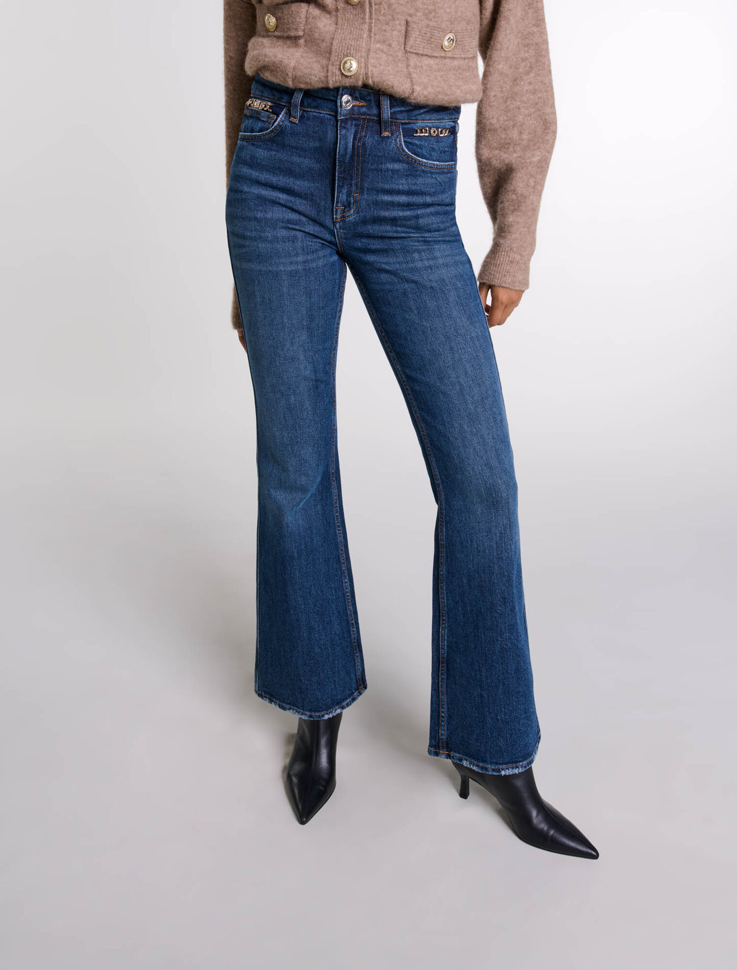 Vaquero acampanado