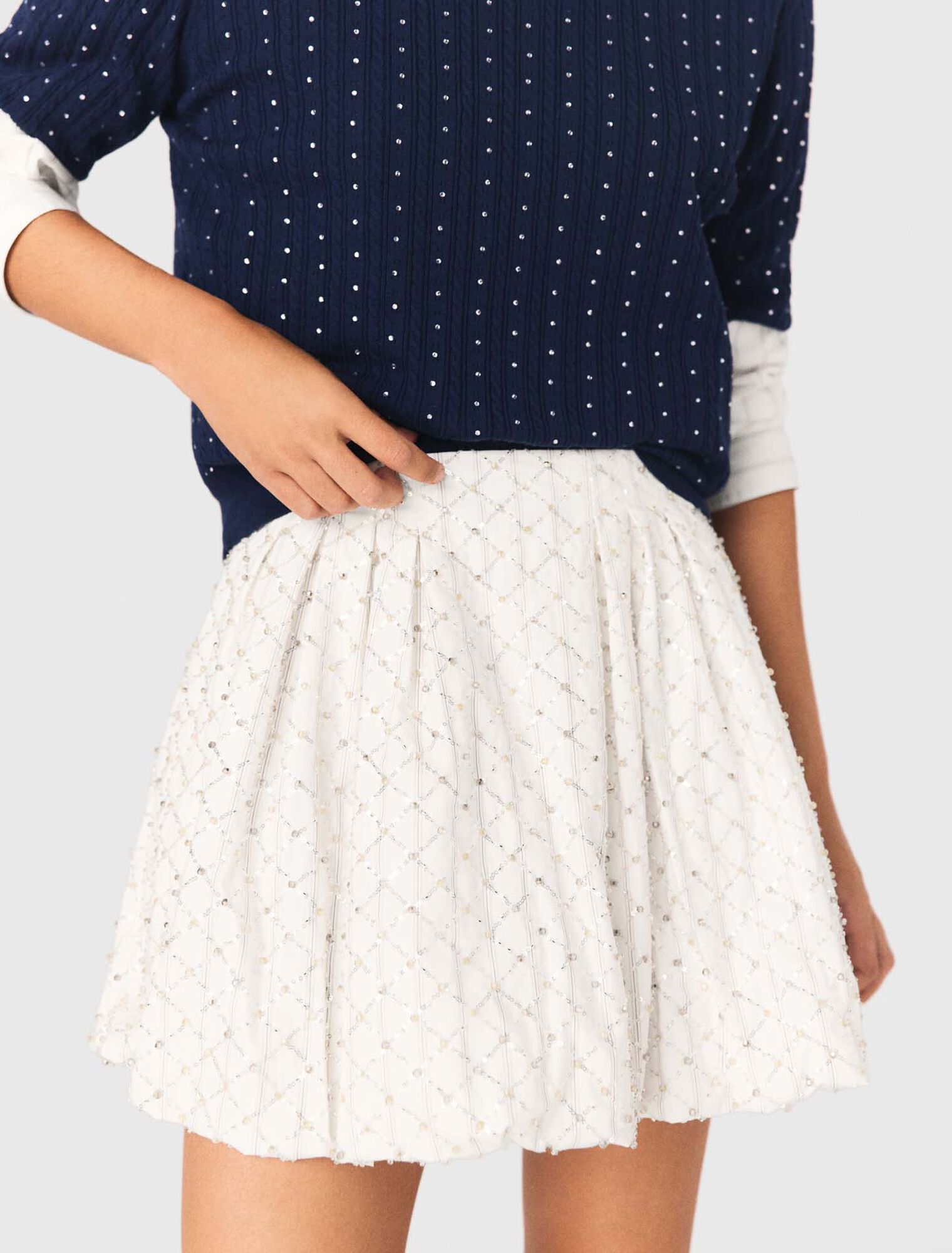 Falda globo bordada con perlas