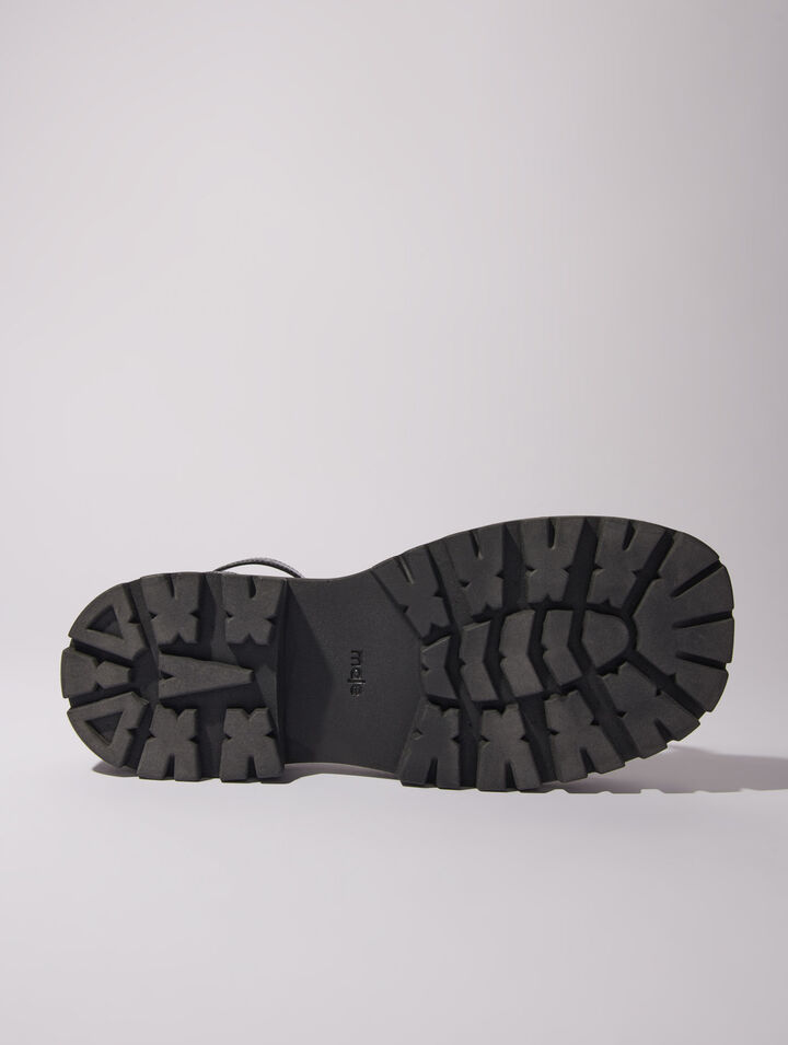 Sandalias planas dentadas