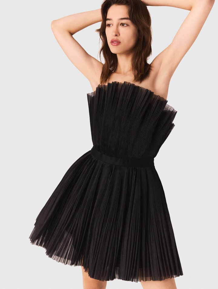 Vestido con corpiño de tul y organza