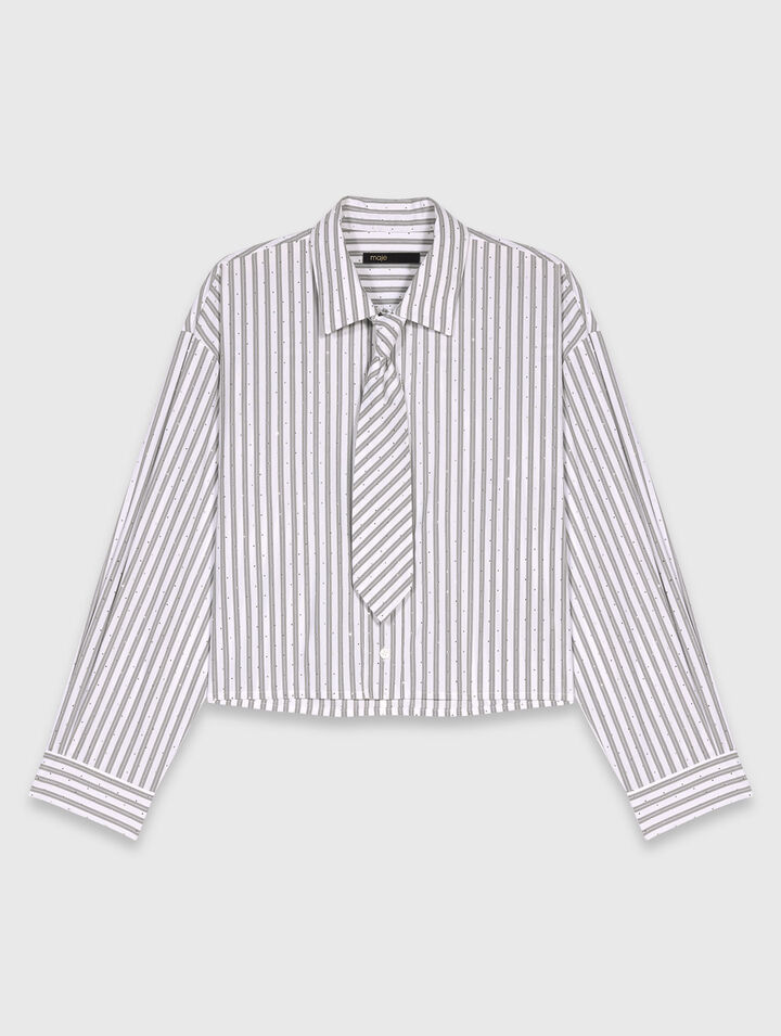 Camisa a rayas con strass y corbata