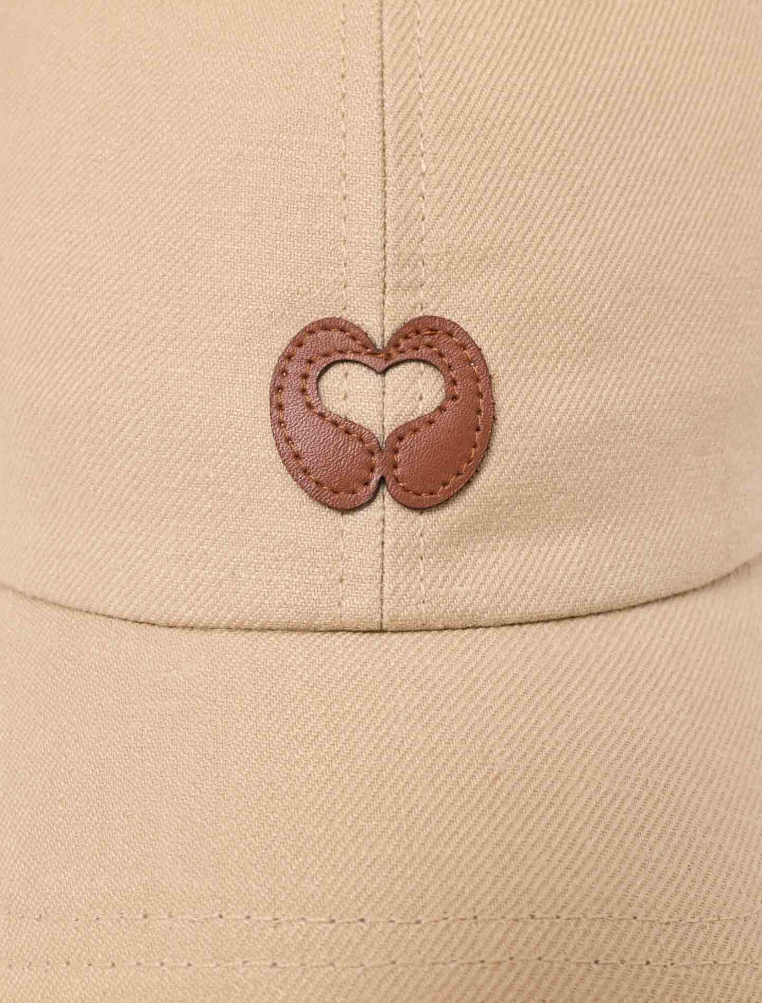 Gorra con logo de mezcla de lino