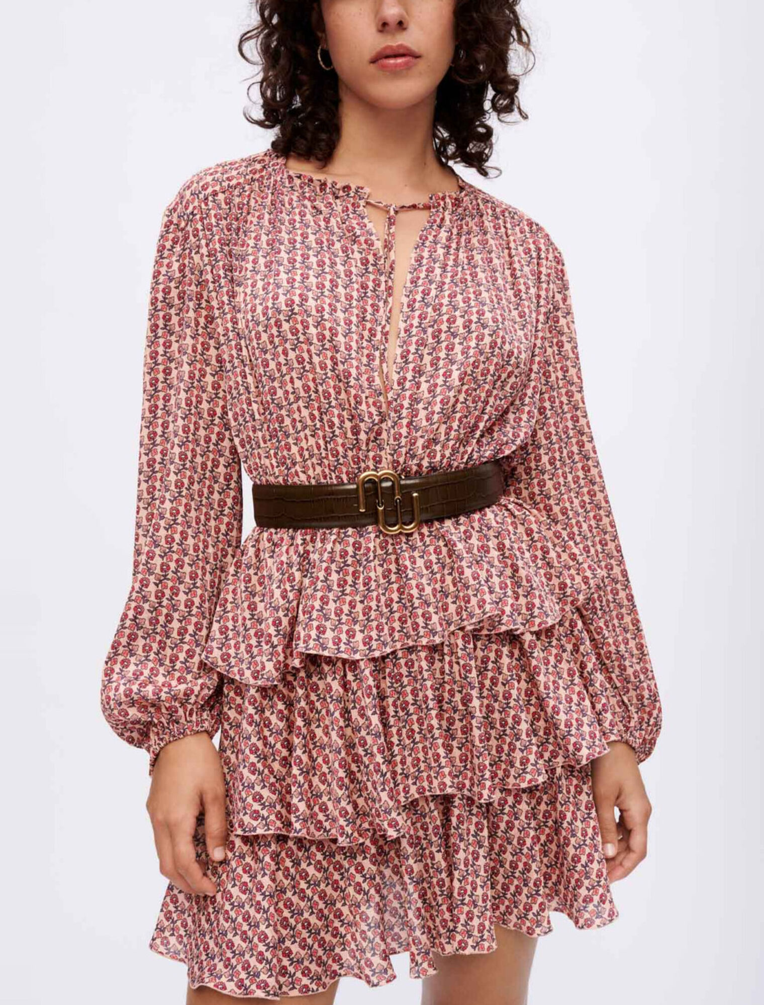 Vestido fluido estampado con volantes