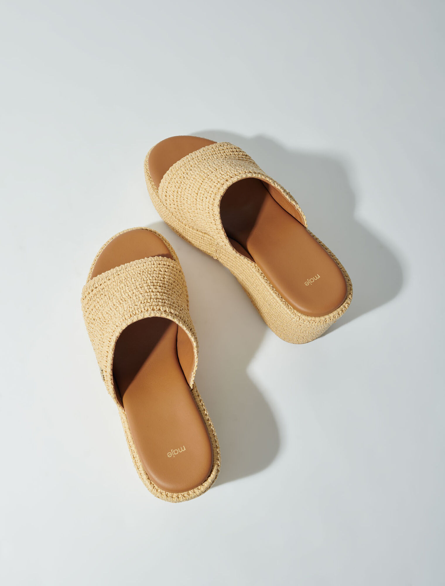 Chinelas con plataforma