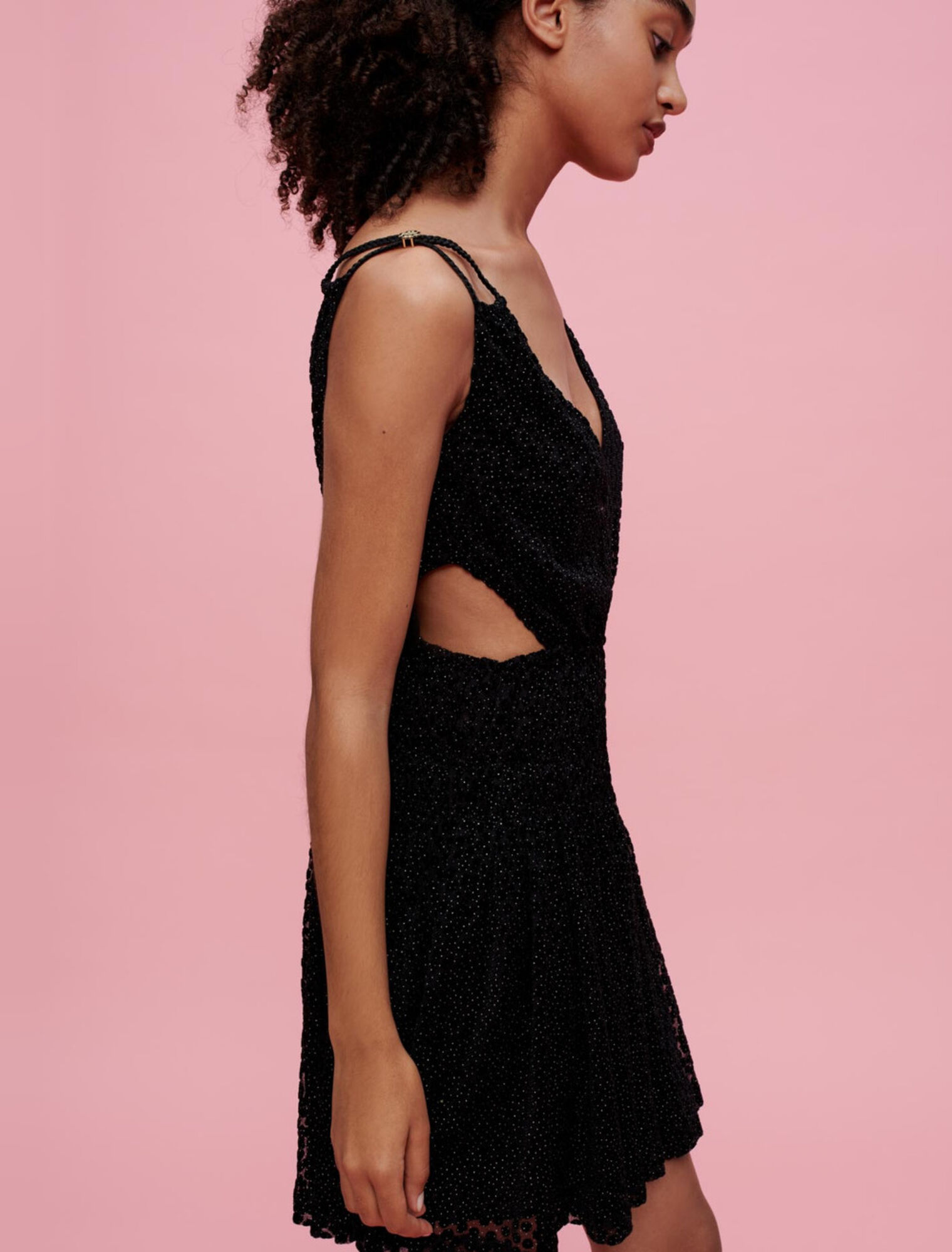 Vestido de plumas de terciopelo