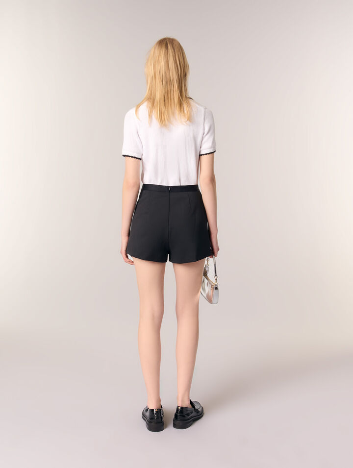 Pantalón corto recto plisado