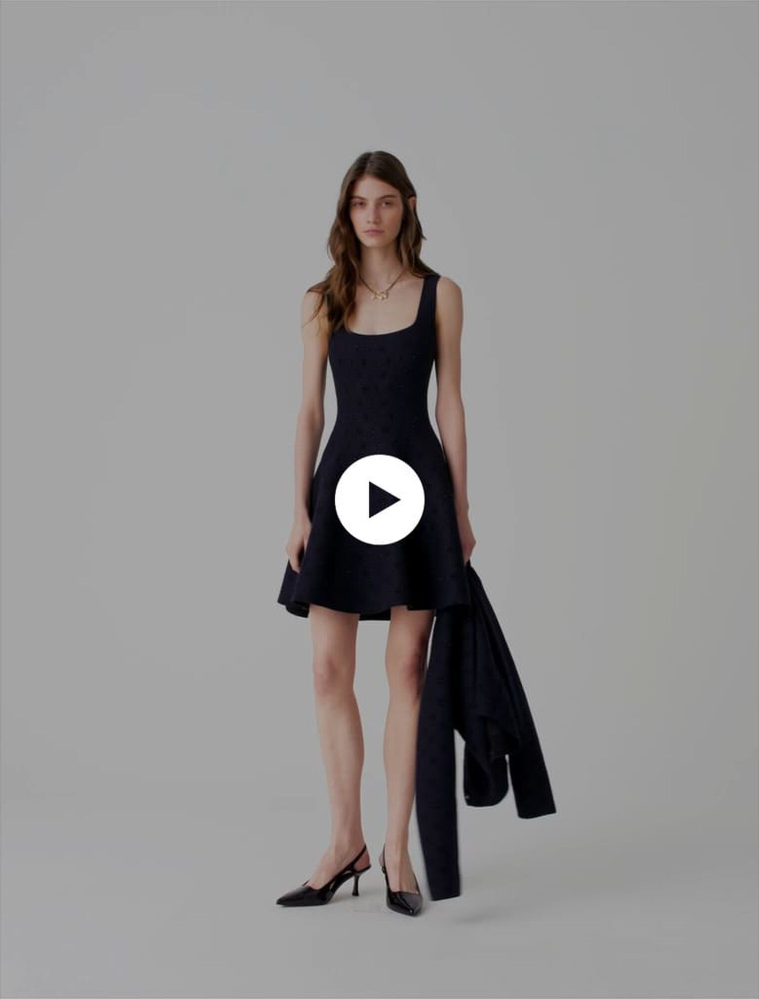 Vestido corto skater de jacquard