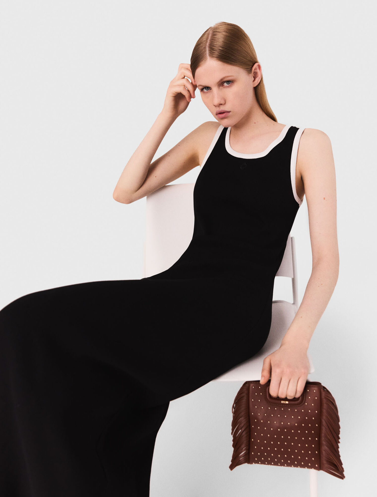 Bolso M mini de cuero y tachuelas