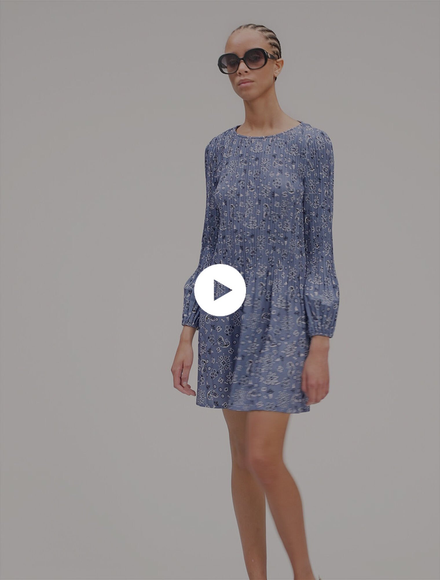 Vestido plisado estampado
