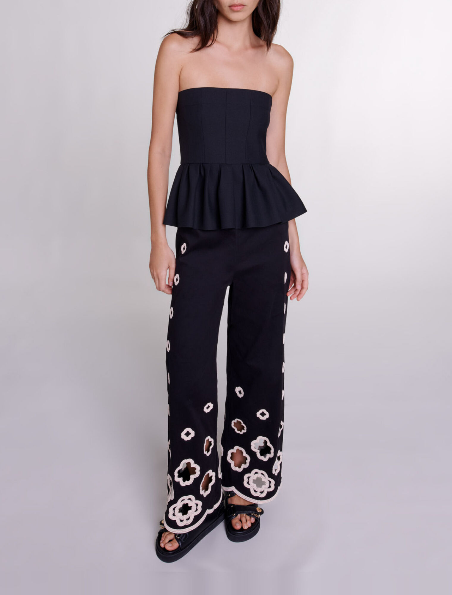 Pantalón ancho de ganchillo