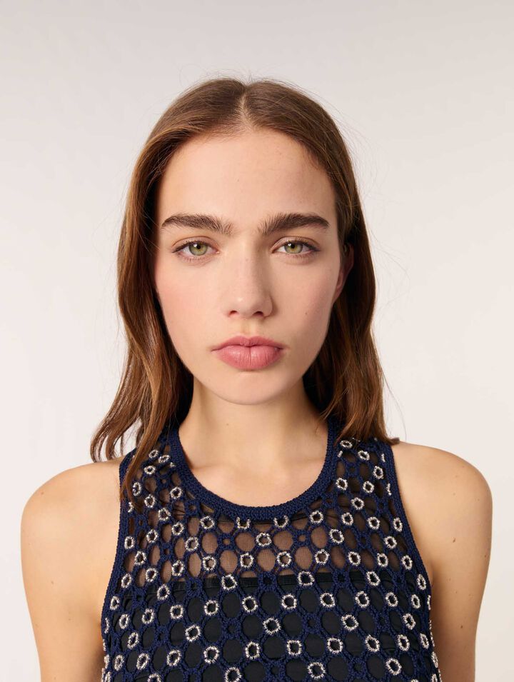 Vestido largo de ganchillo con perlas