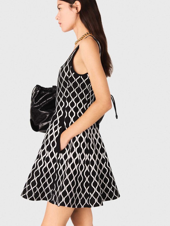 Vestido corto de punto jacquard