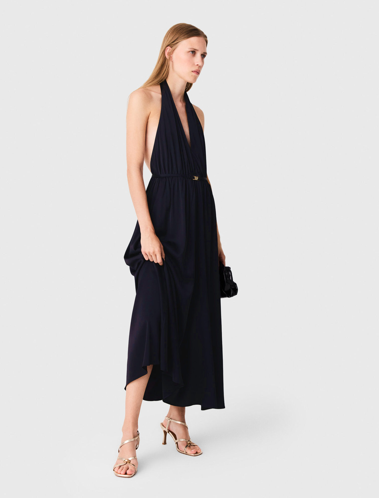 Vestido largo plisado sin espalda