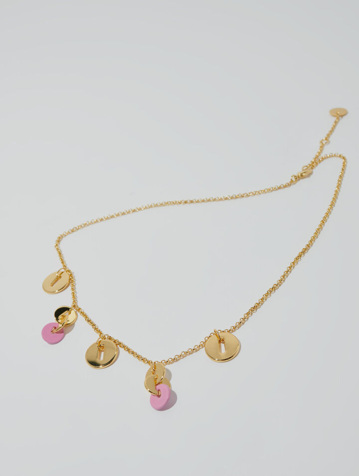 Collar de cadena con colgantes