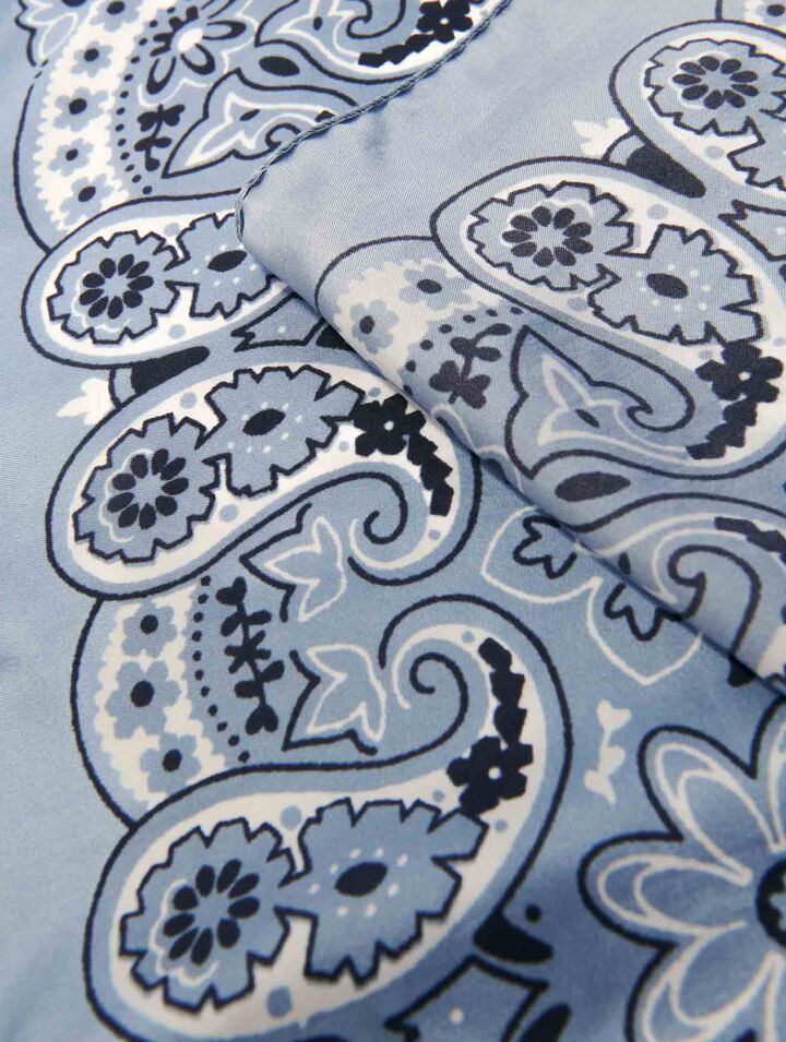 Pañuelo con estampado bandana