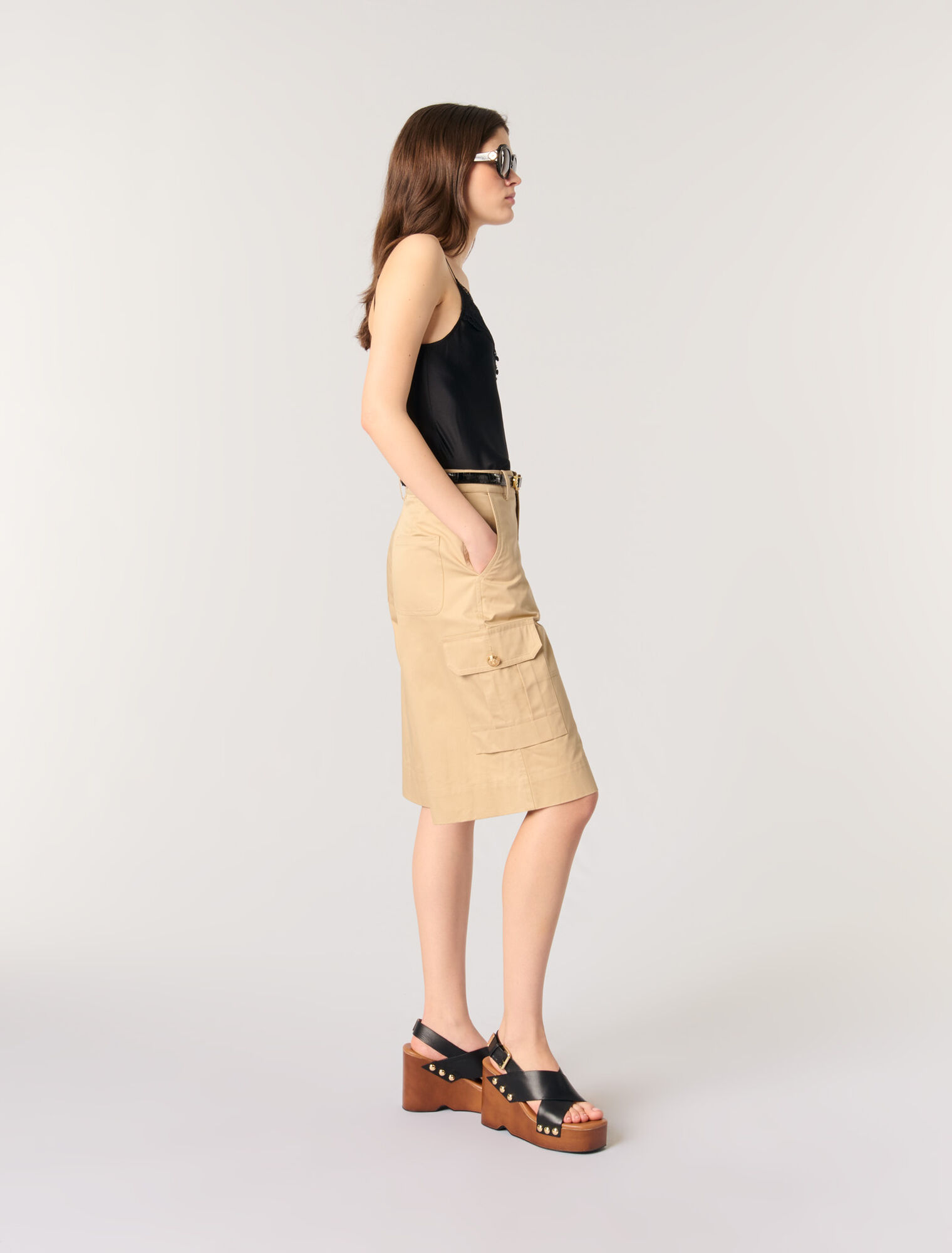 	Blusa de raso de seda y encaje