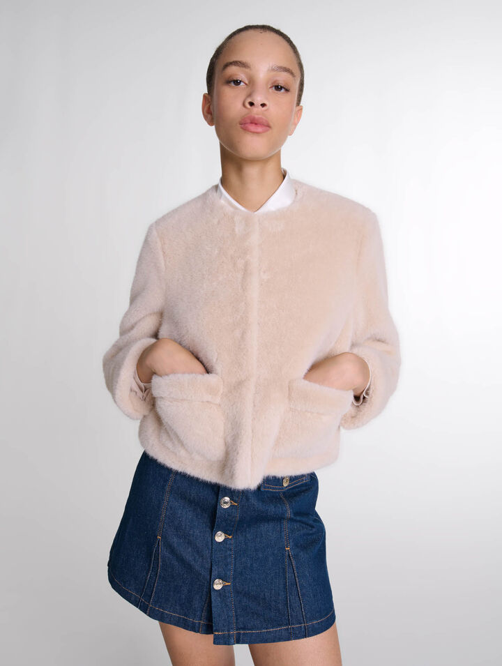 Chaqueta corta de piel sintética