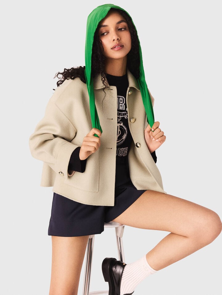 Capucha impermeable para anudar