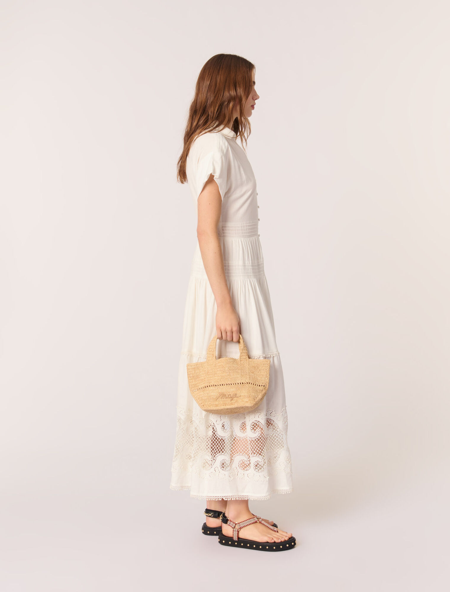 Vestido largo bordado con volantes
