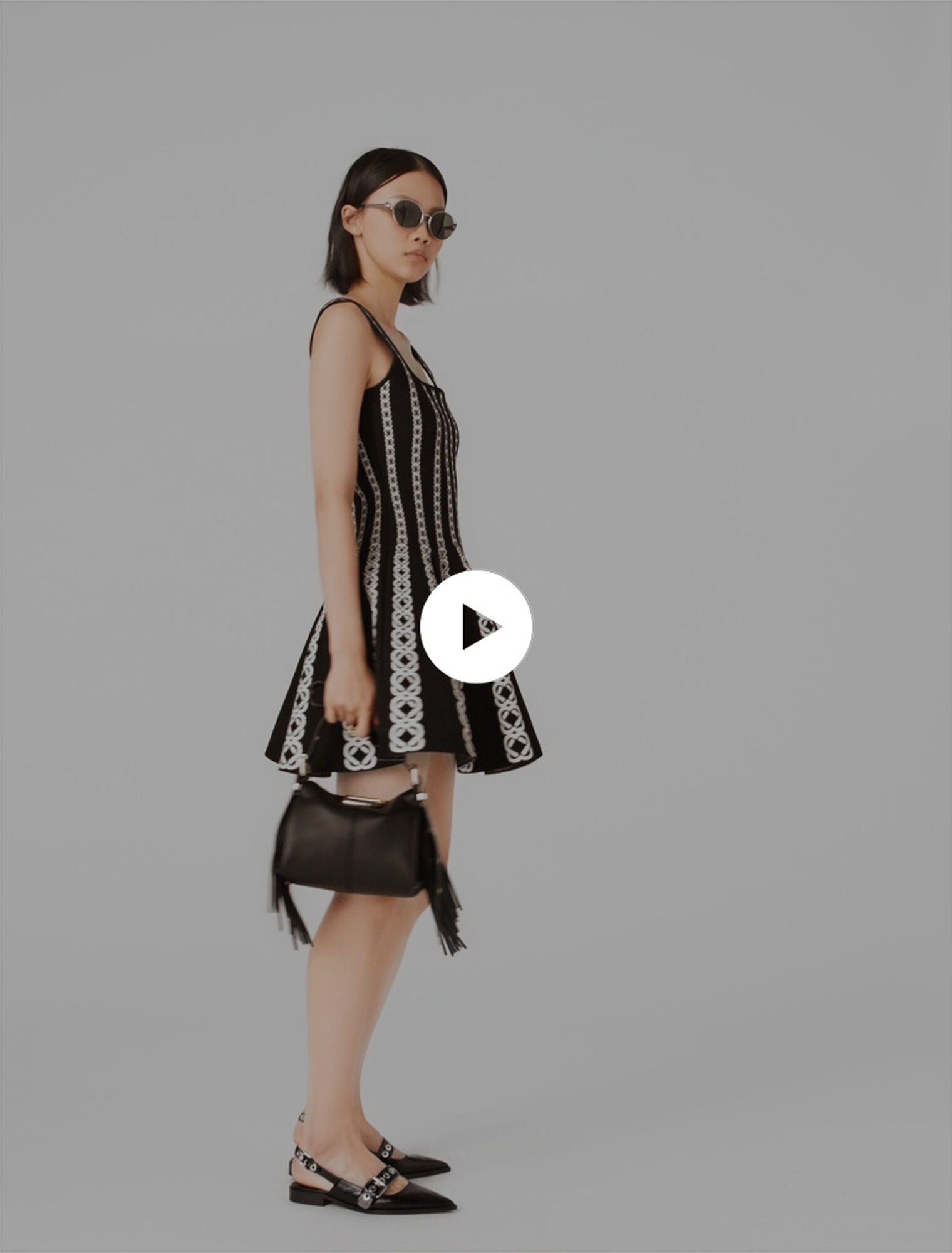 Vestido corto de punto jacquard