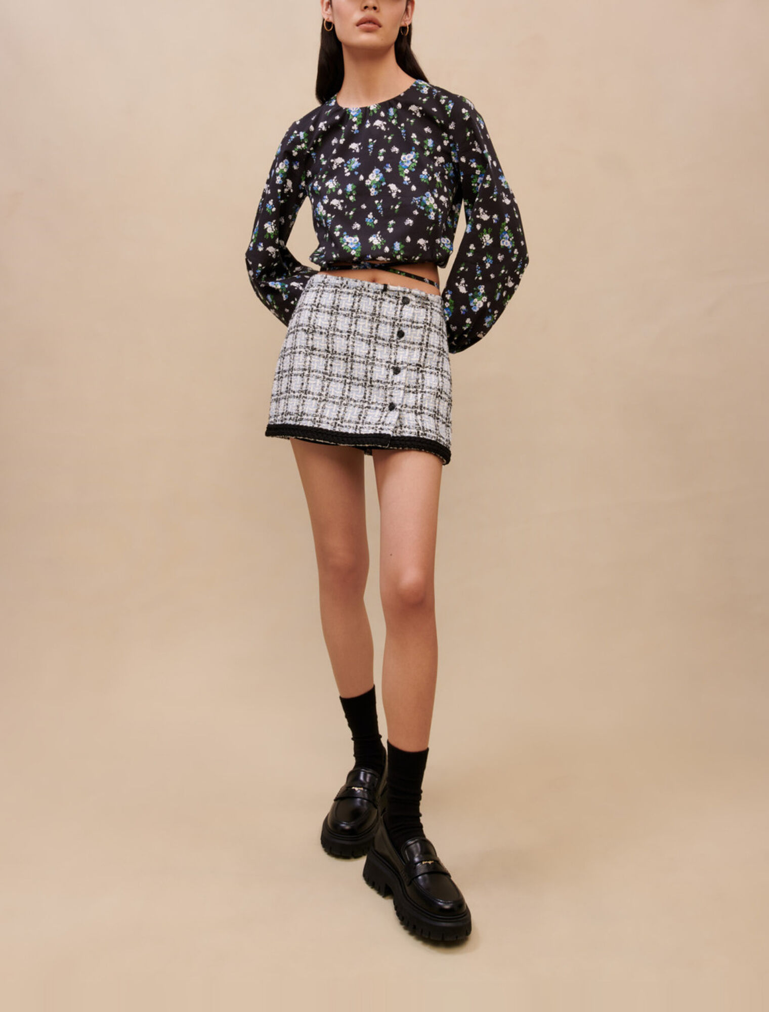 Top con lazo floral