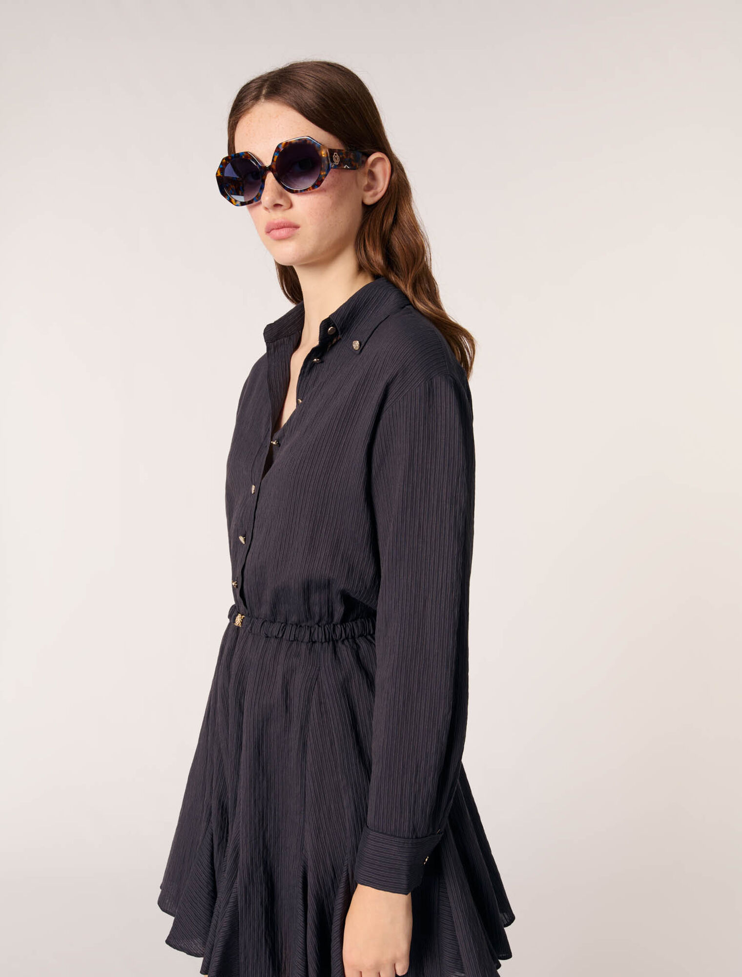 Vestido corto de crepé