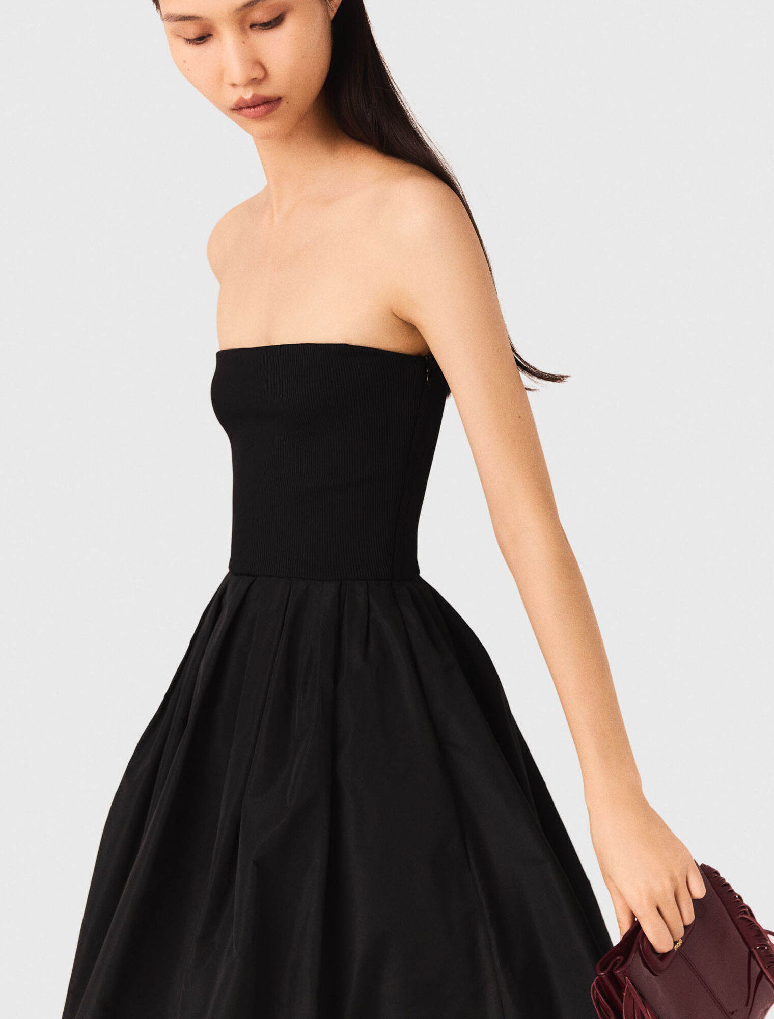Vestido con corpiño de punto y tafetán