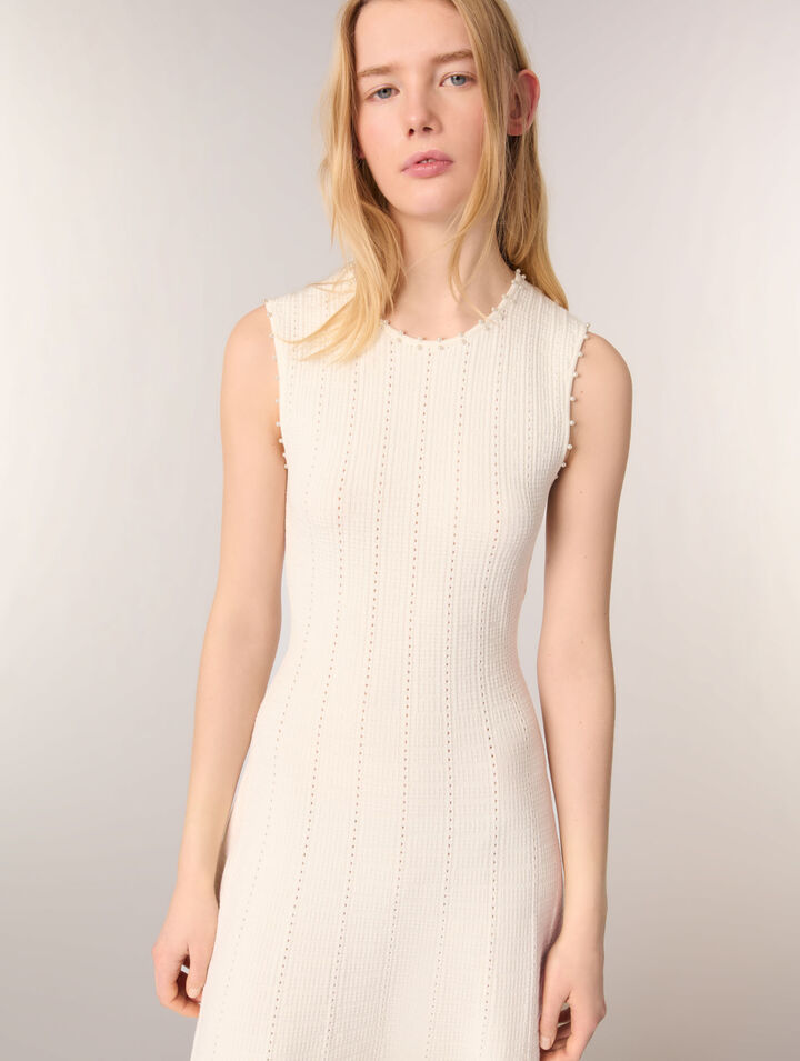Vestido de punto calado con cuentas