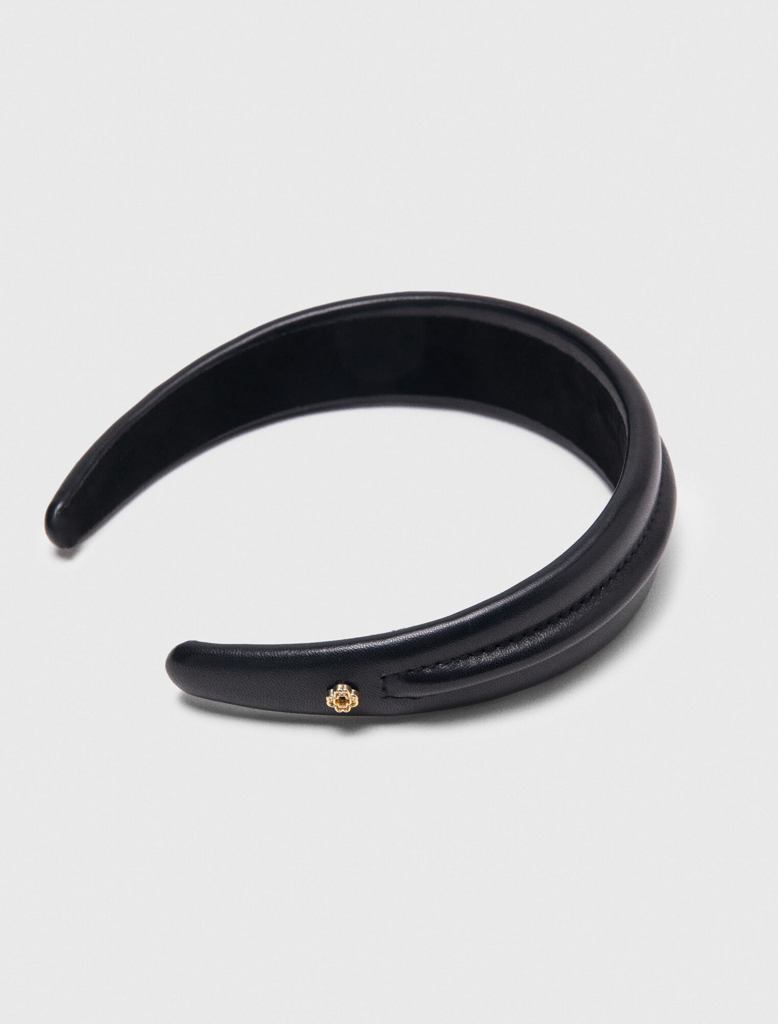 Diadema de cuero
