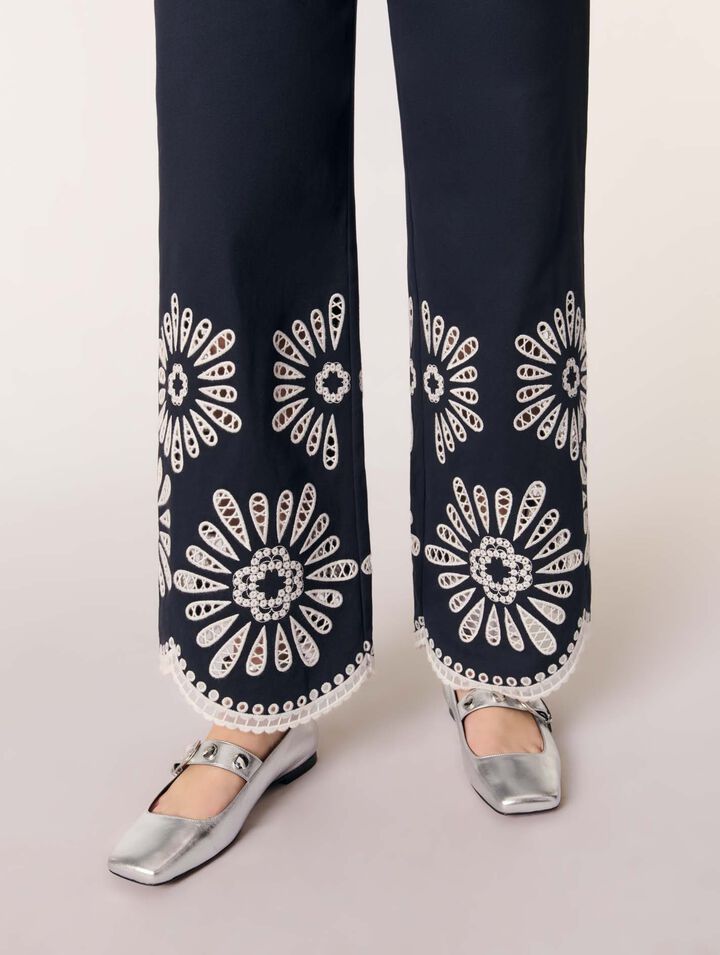 Pantalón con detalles de ganchillo