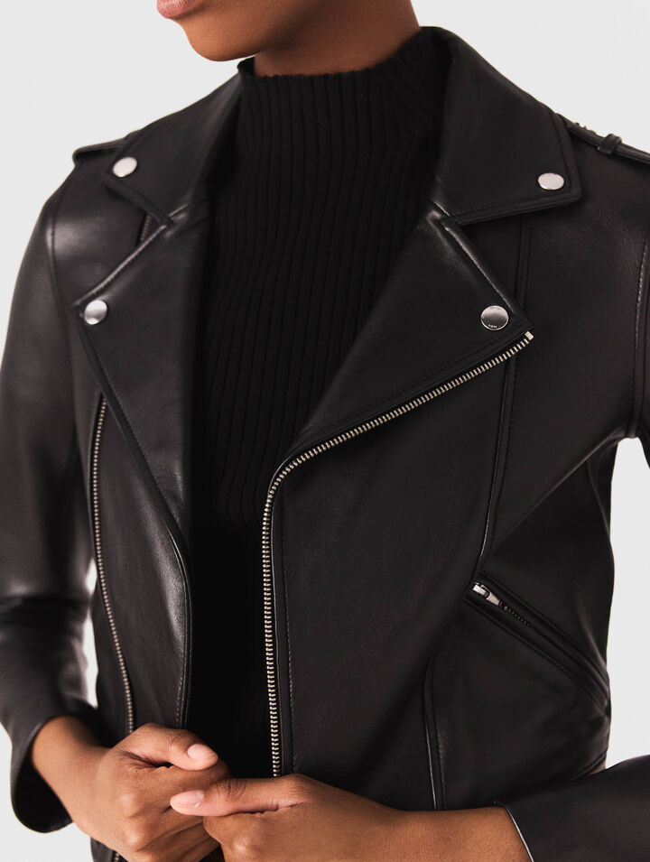 Cazadora de cuero tipo biker