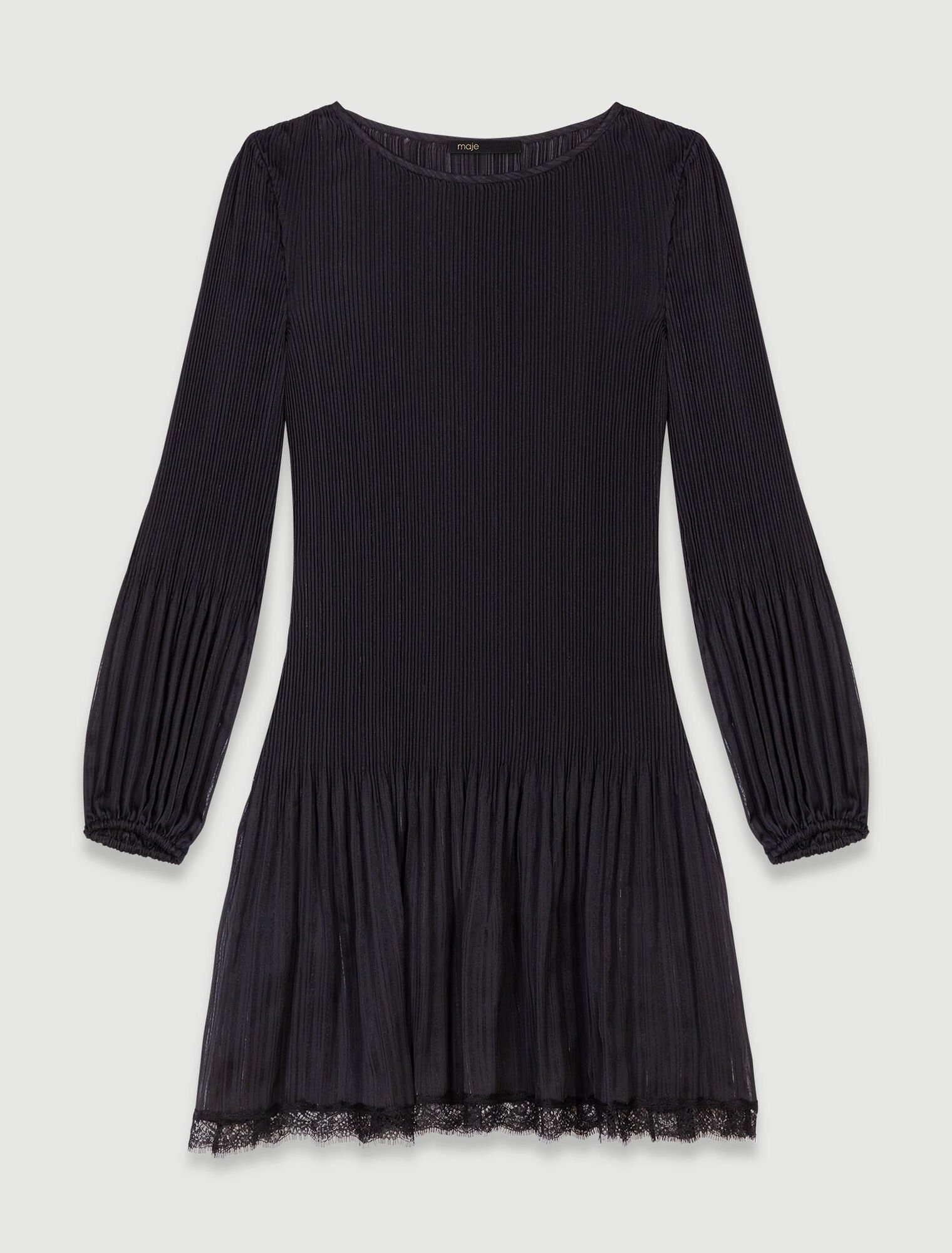 Vestido corto plisado