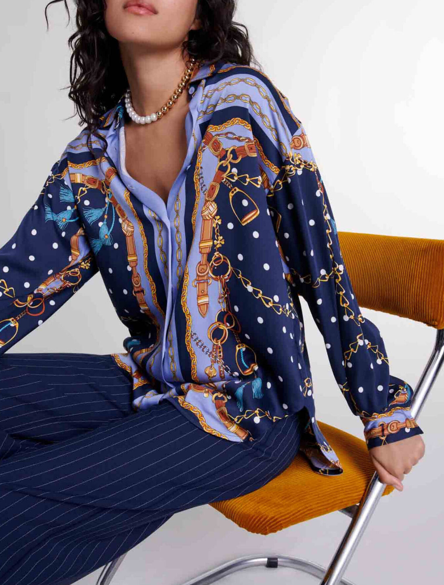 Camisa satinada estampada