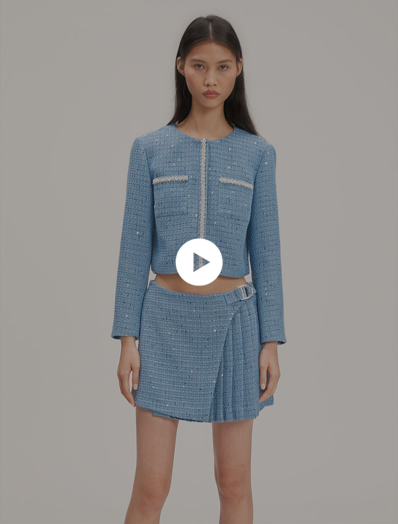 Chaqueta corta de tweed con lentejuelas
