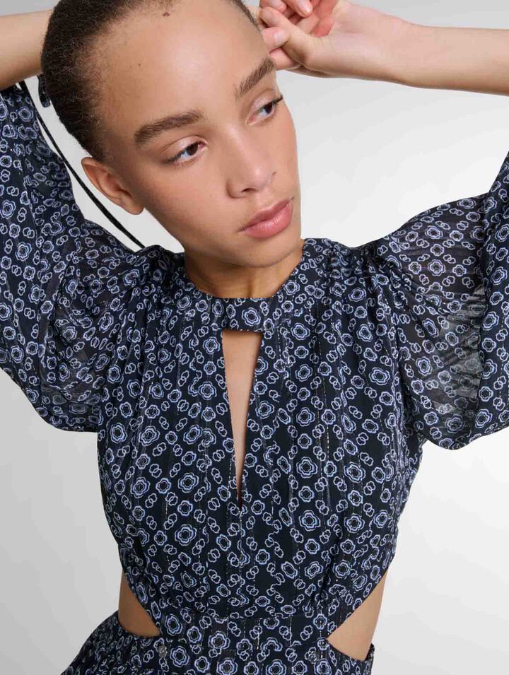 Vestido corto con estampado Clover
